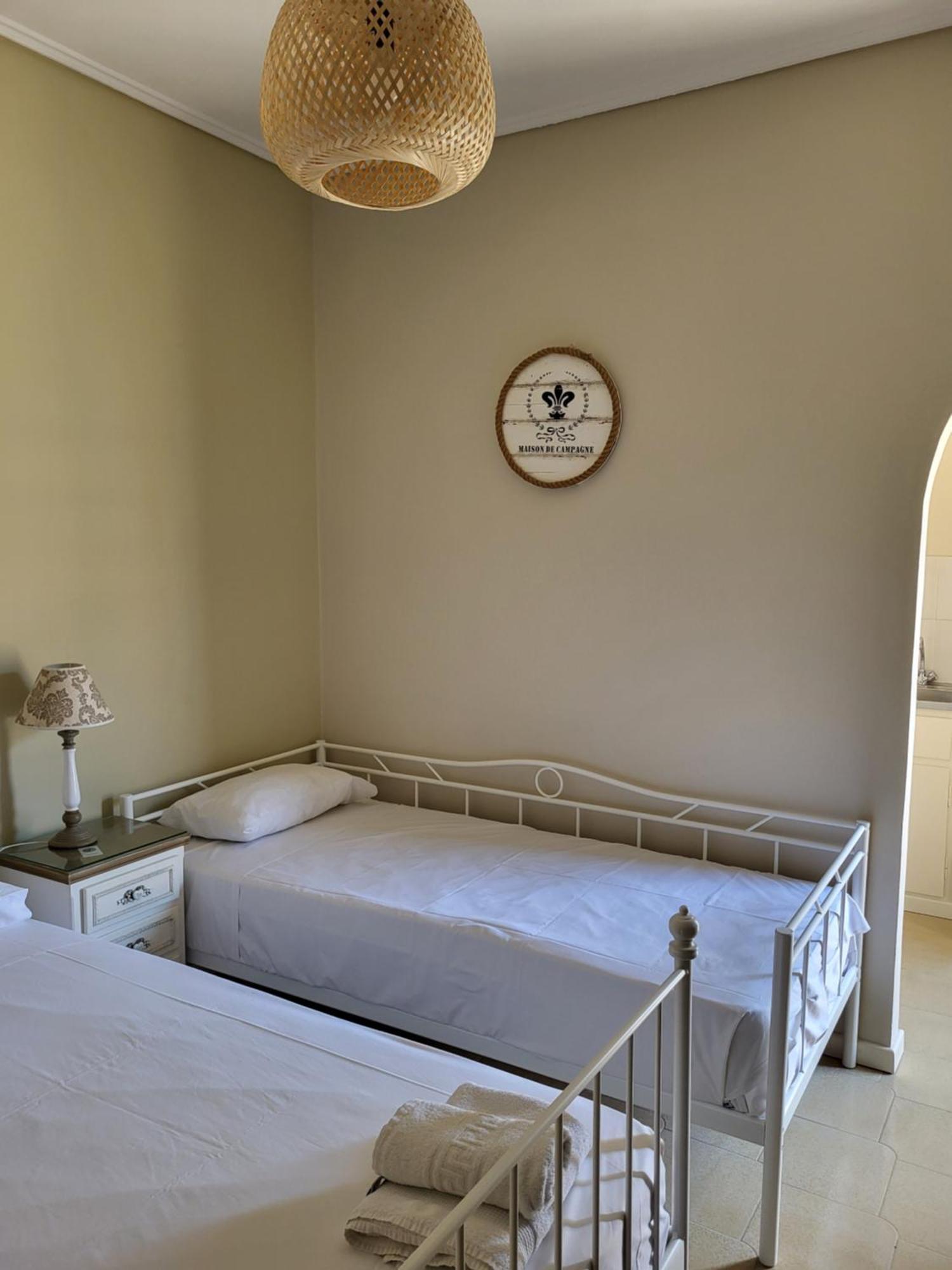 Margarita Rooms Kalamaki  Room photo